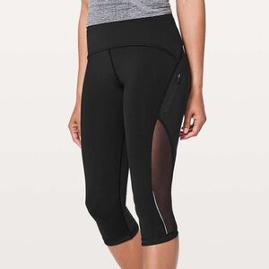 LULULEMON Sun Runner Crop *17" Black Leggings Size 4